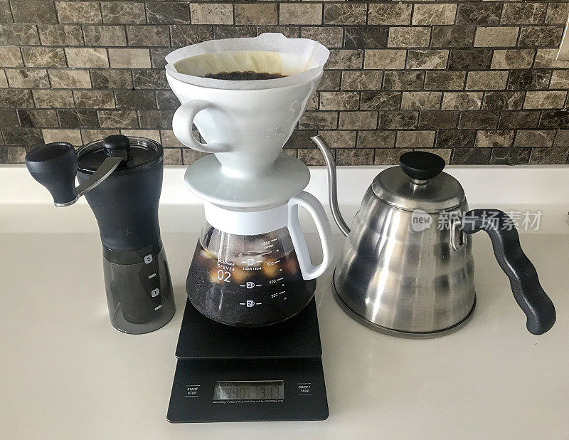 用Hario V60制作冷萃咖啡